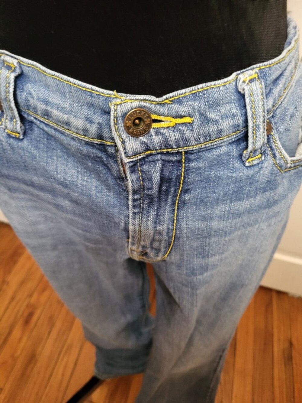Vintage Y2K Lucky Brand Jeans Bootcut Low Rise sz 12/31 Short 00s Back to School - Picture 3 of 12